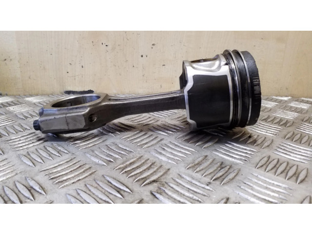 Píst C20Z20, 5520   Chevrolet Captiva  pro naftový motor 2.0  