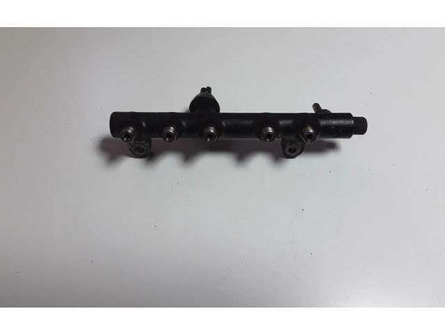 Vstřikovací lišta 9674300080   Ford Kuga II    T8MA 