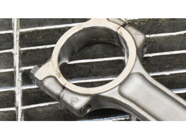  Поршень  120A18001R, 7701475074  Renault Clio IV для дизельного двигателя 1.5
