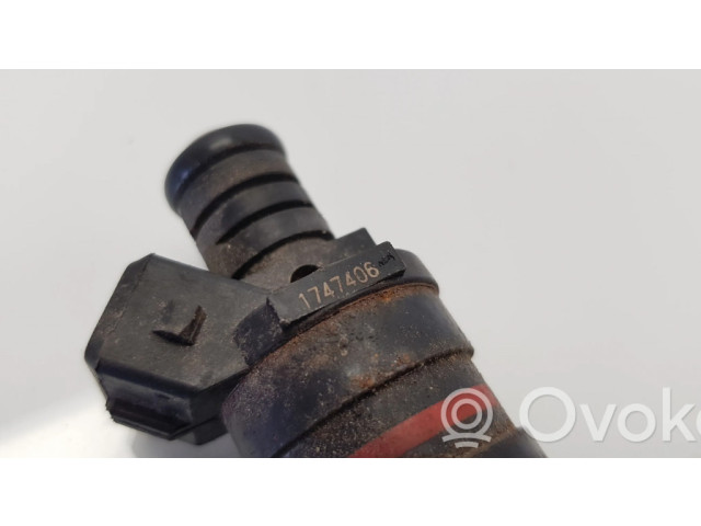 Vstřikovač 1747406, 03763FA   BMW 7 E38  pro benzínový motor 4.0  