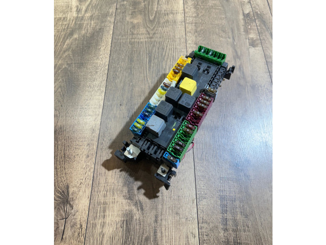 Блок предохранителей A1669063901, 3935635   Mercedes-Benz GL X166    