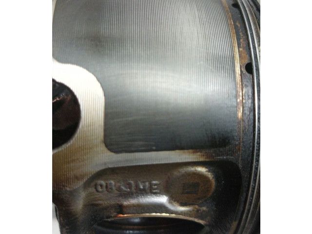  Поршень с шатуном  074JME, 83.94  BMW 5 G30 G31  