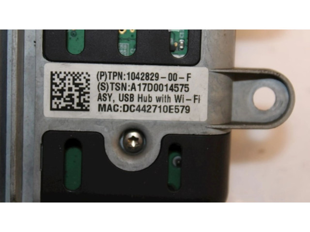 Блок управления 104282800F, 104282800F   Tesla Model X
