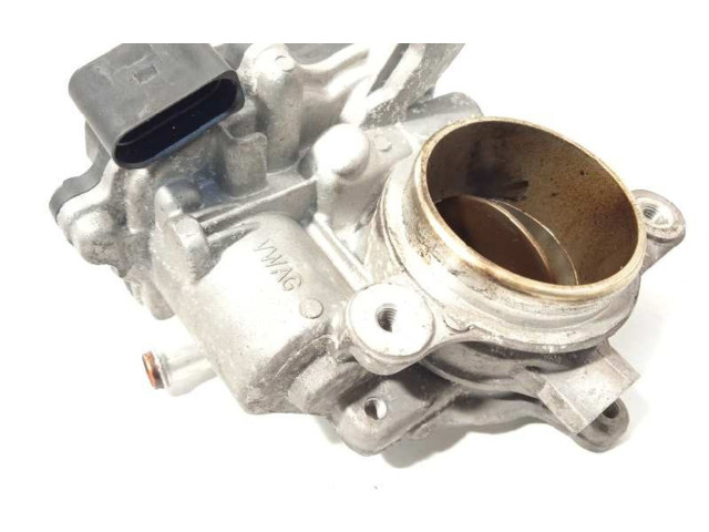 Vstřikovač 04L128059AA, 04L128063AA   Audi A1    CXMA 