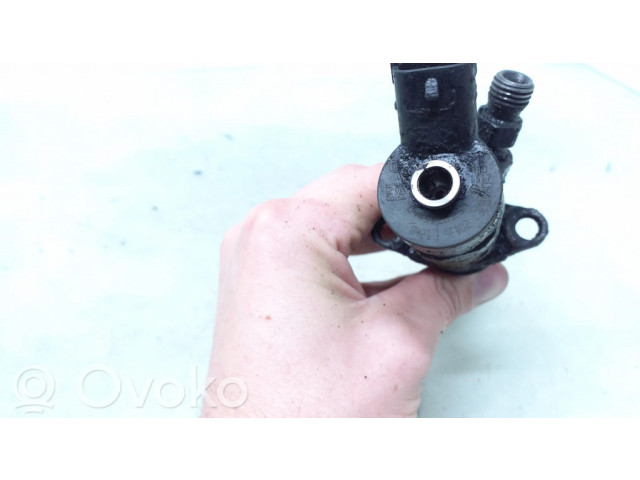 Форсунка 04215ED02, 0445110259    Ford Focus для дизельного двигателя  1.6