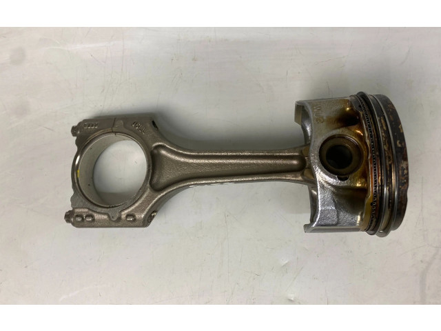  Поршень с шатуном DNUE 02606LJ1, 4202606LJ1  Audi A3 S3 8V  
