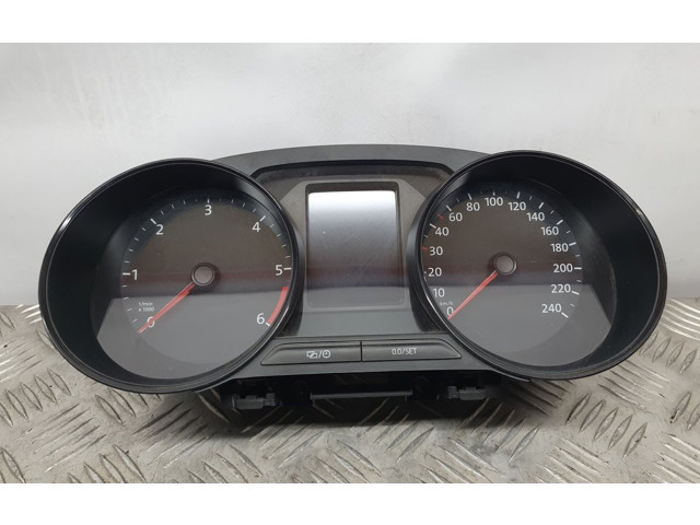 Přístrojová deska  Volkswagen Polo II 86C 2F 1985 6C0920731D, A2C96768100  