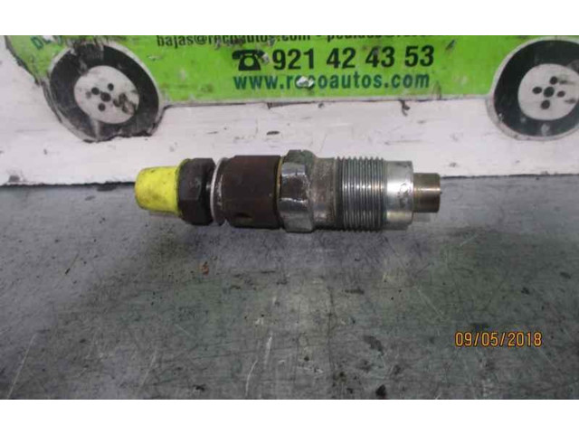 Форсунка 2367027030    Toyota Avensis T220  2CTE 