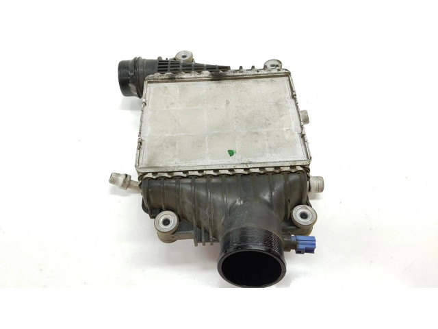 Интеркулер  GX736K775AB, T2H2519   Jaguar XE 2.0