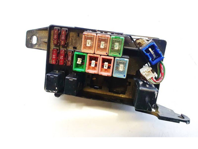 Блок предохранителей  pr02000000, pr020-00000   Mitsubishi Pajero Sport I    