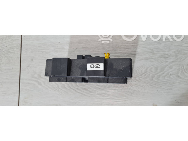   Pojistková skříňka 96821082, 86070098   Chevrolet Captiva 2008