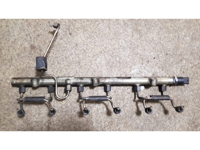 Vstřikovací lišta 0445216002   BMW 5 E39  pro naftový motor 3.0  