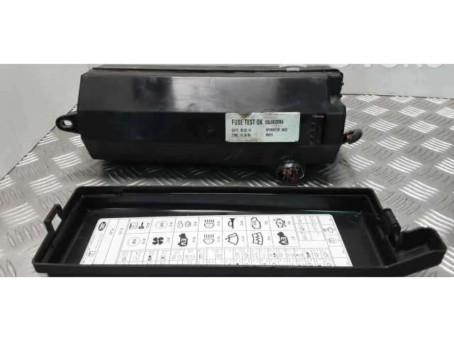 Блок предохранителей DK5214K016AA   Land Rover Range Rover Sport L494    