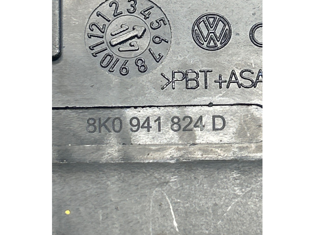   Pojistková skříňka 8K0941824D   Audi Q7 4M 2017