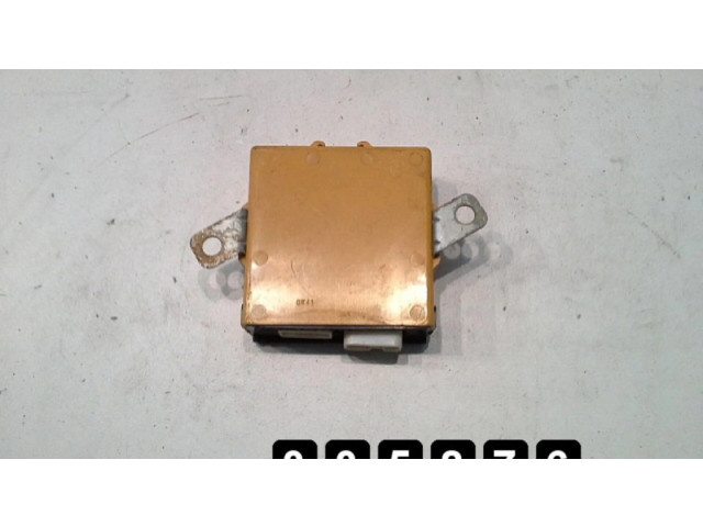 Блок управления двигателя 89430-48030   Lexus RX 330 - 350 - 400H