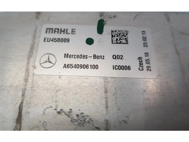 Интеркулер     Mercedes-Benz C W205 