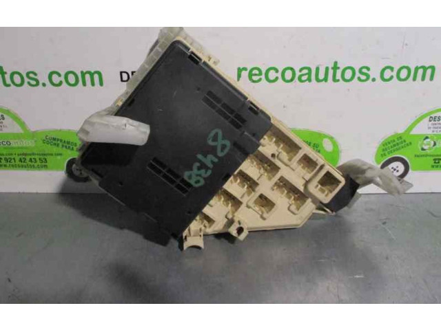 Pojistková skříňka Řídící jednotka BSM 0D240015, 8274247010   Toyota Prius (XW10) 2000