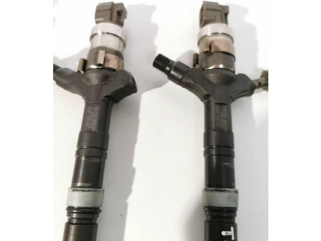Vstřikovač 2367030020, 06F11018   Toyota Land Cruiser (J120)    1KD 