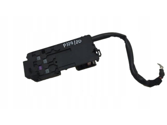 Блок предохранителей  2115452301   Nissan Vanette    