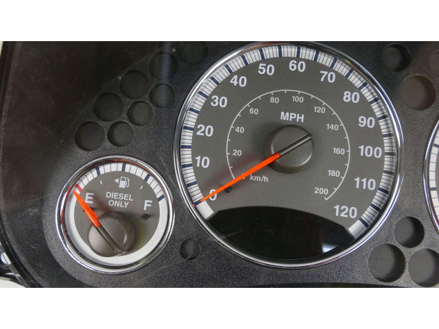 Přístrojová deska  Jeep Cherokee III KJ 2006 P56044876AD  