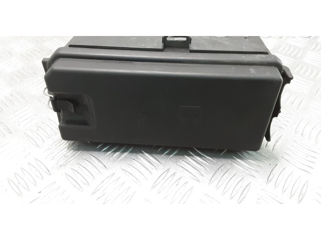 Блок предохранителей  1645400182, 2515400524   Mercedes-Benz R W251    