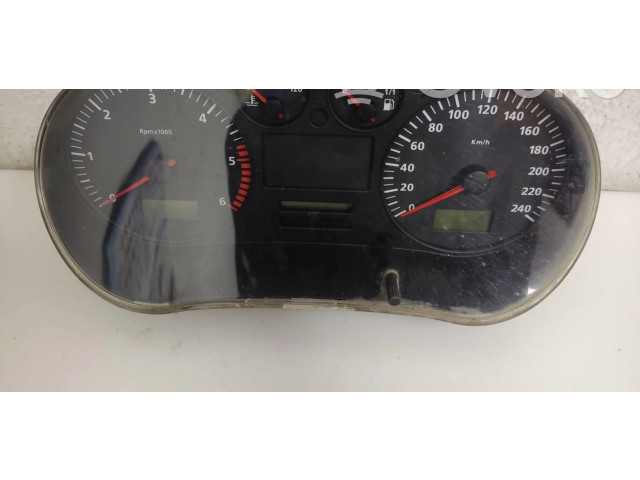 Přístrojová deska  Seat Toledo I (1L)  2402000248  