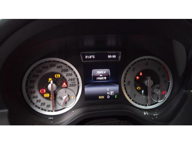Přístrojová deska  Mercedes-Benz A W176 2014 A1769009301, 0263700128  