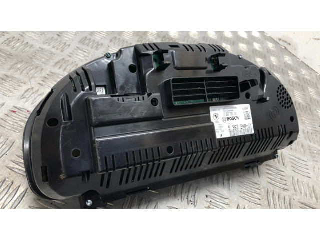 Přístrojová deska  BMW 5 F10 F11 2014 9363248, 17388410  
