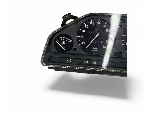 Přístrojová deska  BMW 3 E30 1989 6160444344, 386999  