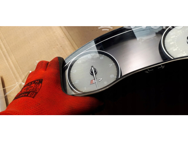 Přístrojová deska  Audi A7 S7 4G 2013 4G8920983R  