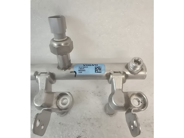 Vstřikovací lišta 32203060   Volvo XC40    B4204T14 