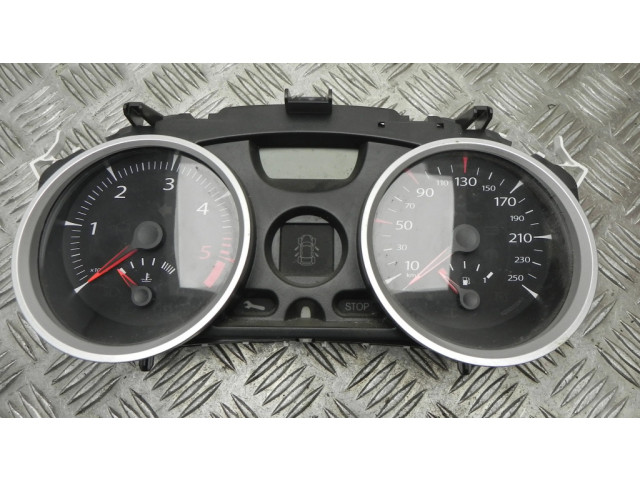 Přístrojová deska  Renault Megane III 2008 8200720321  