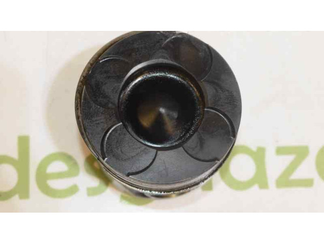 Píst 73502643, 73502643   Opel Corsa C     