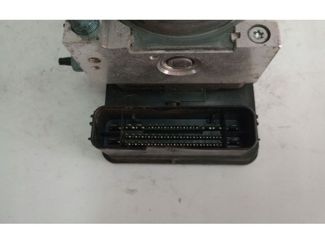 Jednotka ABS 6878051, 6878050   BMW 2 F45 2015