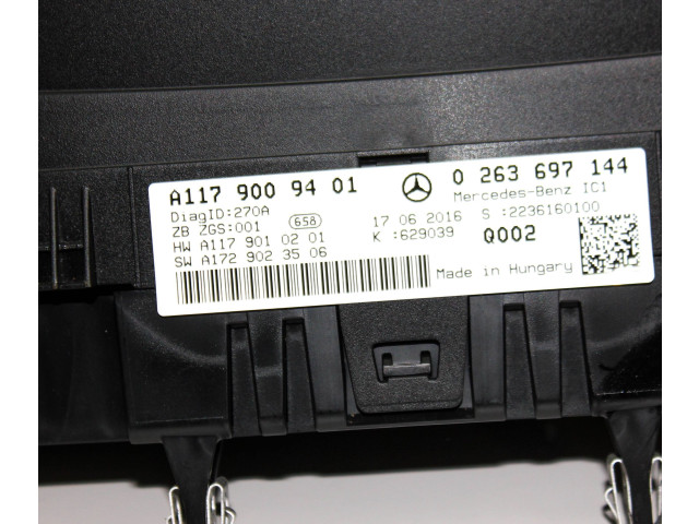 Přístrojová deska  Mercedes-Benz CLA C117 X117 W117 2017 A1179009401  