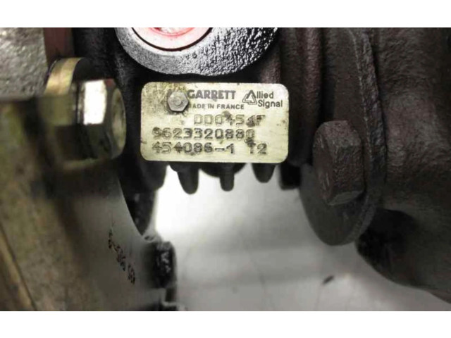  Турбина Peugeot Expert  9623320880         