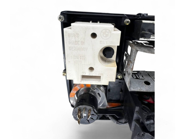 Блок управления климат-контролем 64111385878, 64111385872   BMW 3 E30