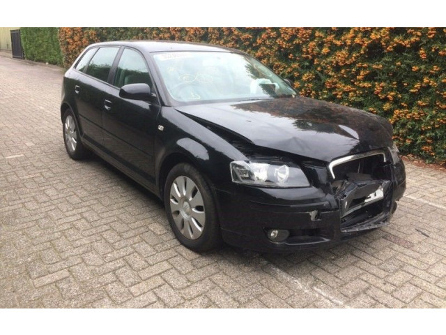 Зеркало (механическое)    Audi A3 S3 8P 2008