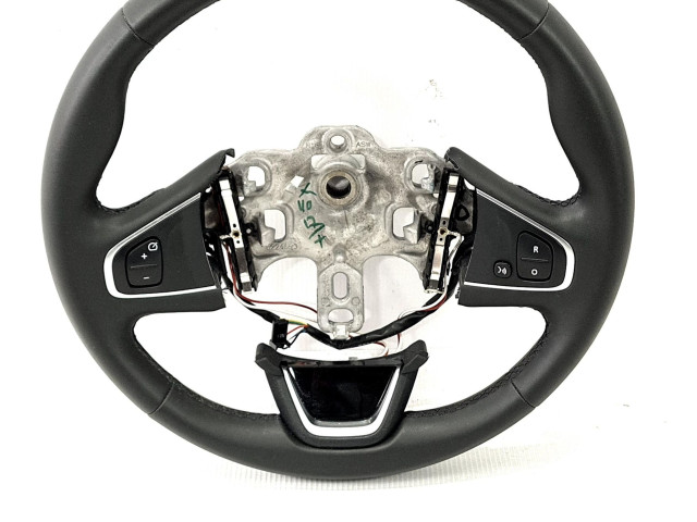 Volant Renault Captur 2019 H4BB4  
