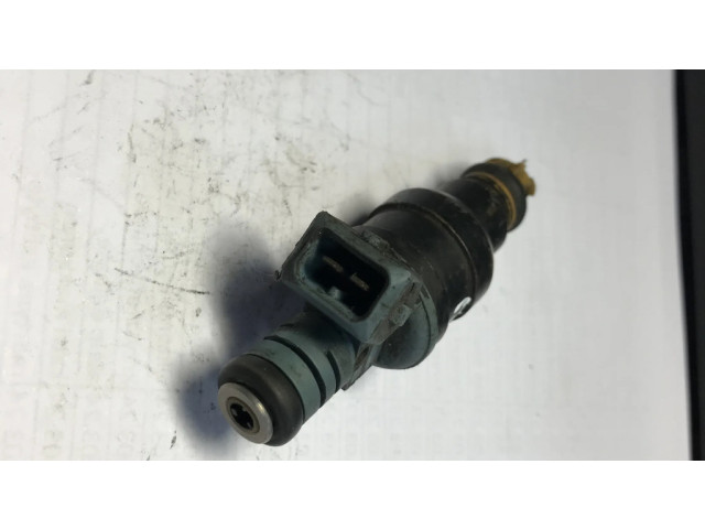 Vstřikovač 0280150715   BMW 3 E30  pro benzínový motor 0.0  
