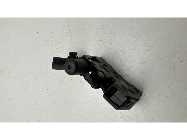 Замок капота 8V0823509   Audi A3 S3 8V