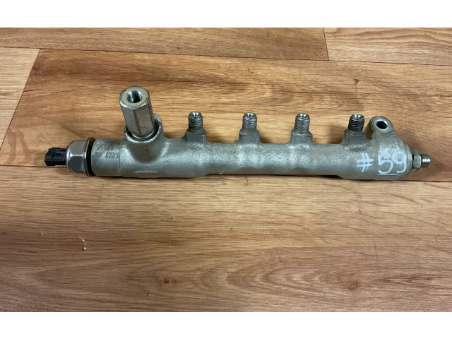 Vstřikovací lišta 559980748   Opel Meriva B    A17DTI 