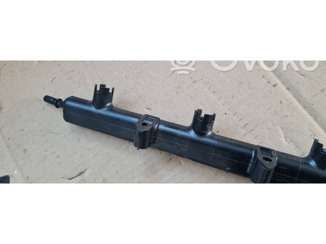 Vstřikovací lišta 05281429AA   Chrysler Pacifica    36RUAE 