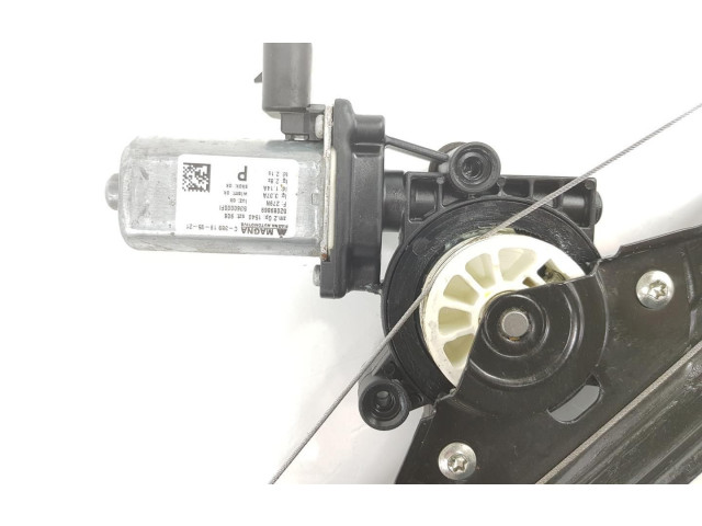 Zámek zadních dveří 52089869, 52089869   Fiat 500 2021