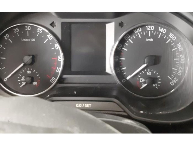 Přístrojová deska  Skoda Octavia Mk3 (5E) 2017 5E0920751C  
