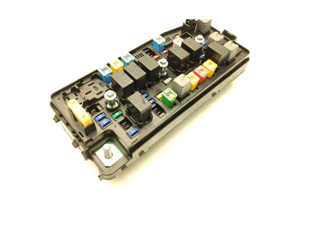 Блок предохранителей 95202894, 2894U   Opel Antara    