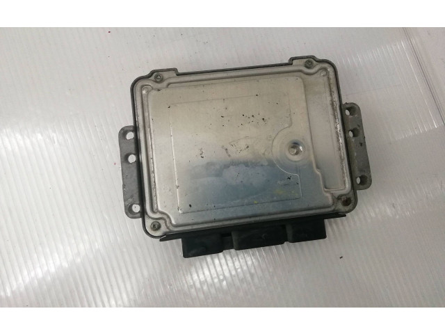 Блок управления двигателя 0281011529   Nissan Primastar