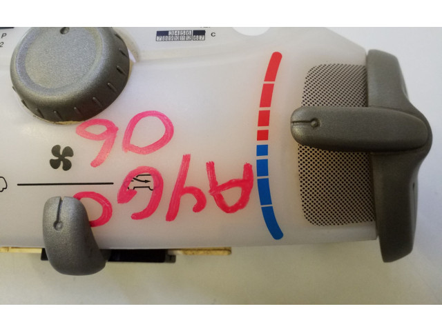 Блок управления климат-контролем 559000H020, P69610001A62T66   Toyota Aygo AB10