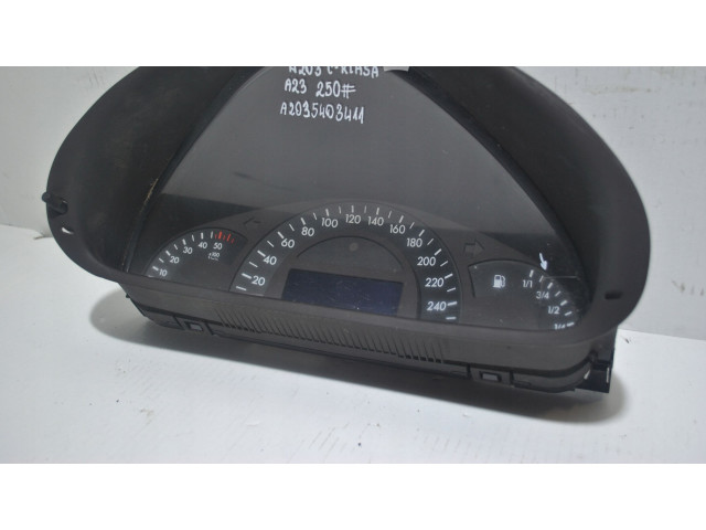 Přístrojová deska  Mercedes-Benz C W203 2001 A2035403411  