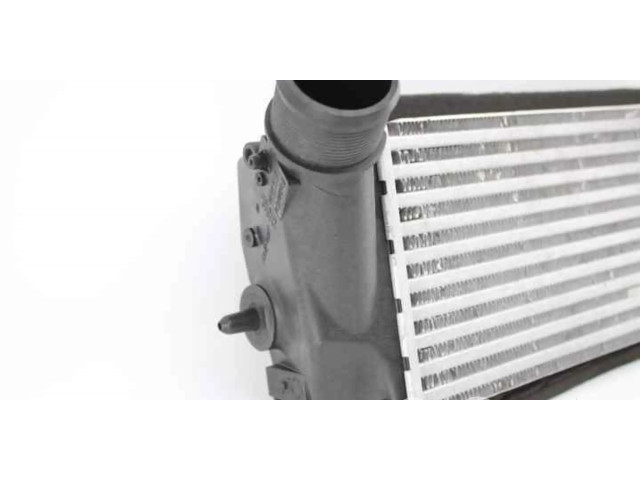 Интеркулер  2013451   Ford B-MAX 1.0